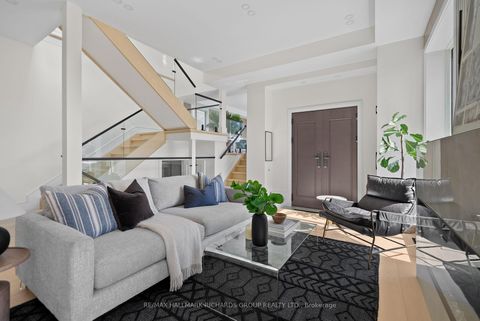 Photo 4 at 44 Sunnypoint Crescent, Cliffcrest, Toronto