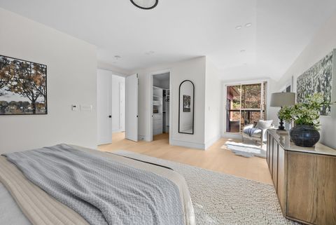 Photo 11 at 44 Sunnypoint Crescent, Cliffcrest, Toronto