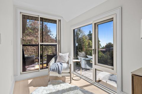 Photo 12 at 44 Sunnypoint Crescent, Cliffcrest, Toronto