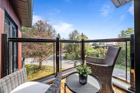 Photo 13 at 44 Sunnypoint Crescent, Cliffcrest, Toronto