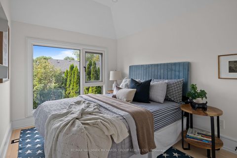 Photo 14 at 44 Sunnypoint Crescent, Cliffcrest, Toronto