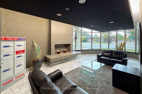 Photo 4 at 505 - 935 Sheppard Avenue W, Bathurst Manor, Toronto