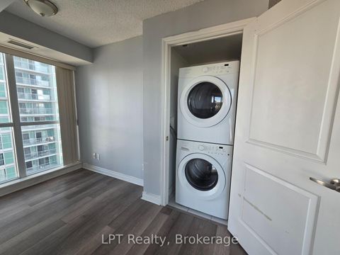 Photo 16 at 1504 - 50 Town Centre Court, Bendale, Toronto