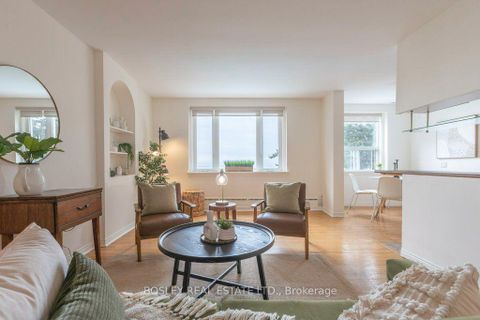 Photo 2 at 1 - 2693 Lakeshore Boulevard W, Mimico, Toronto