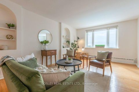 Photo 3 at 1 - 2693 Lakeshore Boulevard W, Mimico, Toronto