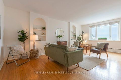 Photo 4 at 1 - 2693 Lakeshore Boulevard W, Mimico, Toronto