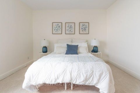 Photo 15 at 1 - 2693 Lakeshore Boulevard W, Mimico, Toronto