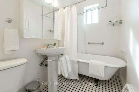 Photo 20 at 1 - 2693 Lakeshore Boulevard W, Mimico, Toronto