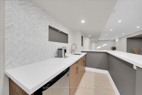Photo 33 at 250 Roselawn Drive, Islington Woods, Vaughan