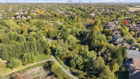 Photo 41 at 250 Roselawn Drive, Islington Woods, Vaughan
