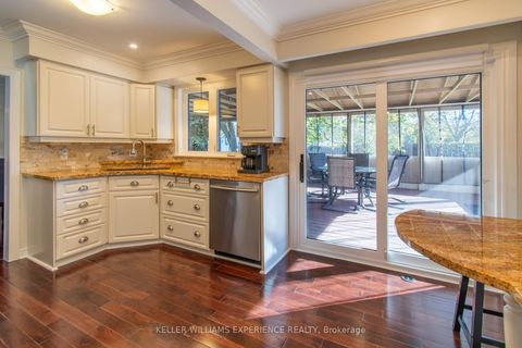 Photo 9 at 15 Woodcrest Road, Allandale Heights, Barrie