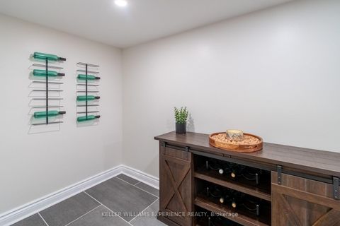 Photo 25 at 15 Woodcrest Road, Allandale Heights, Barrie