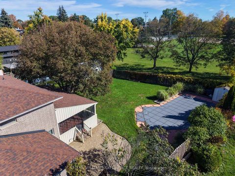 Photo 32 at 15 Woodcrest Road, Allandale Heights, Barrie