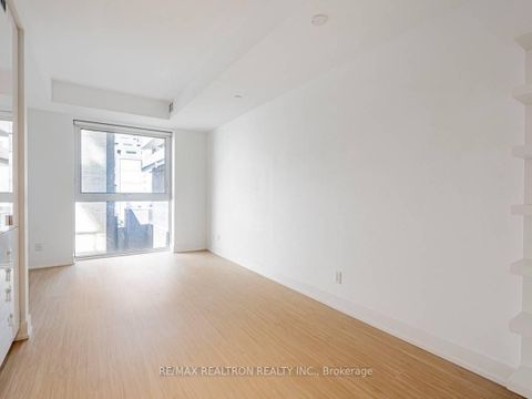 Photo 6 at 513 - 7 Grenville Street, Bay Street Corridor, Toronto