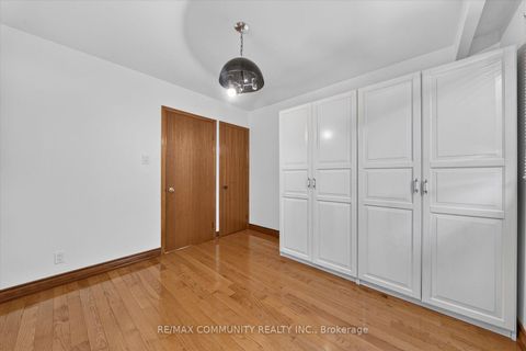 Photo 29 at 10 Tanya Place, Malvern West, Toronto