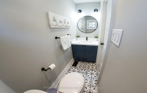 Photo 12 at 1 Kenmanor Boulevard, L'Amoreaux, Toronto