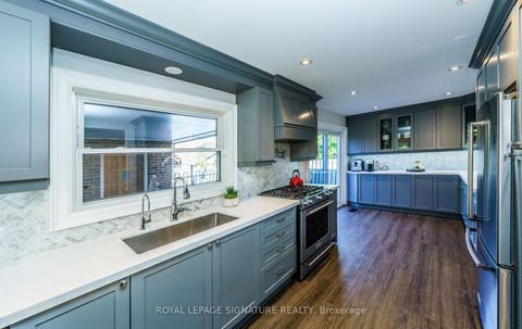 Photo 18 at 1 Kenmanor Boulevard, L'Amoreaux, Toronto