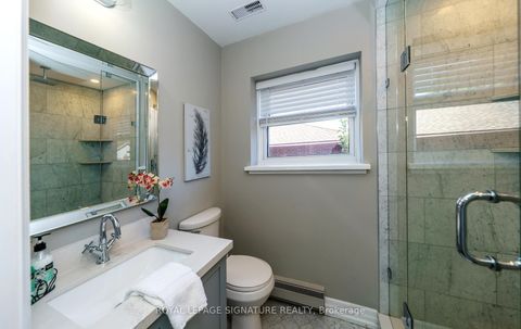 Photo 23 at 1 Kenmanor Boulevard, L'Amoreaux, Toronto