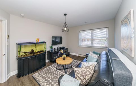 Photo 30 at 1 Kenmanor Boulevard, L'Amoreaux, Toronto