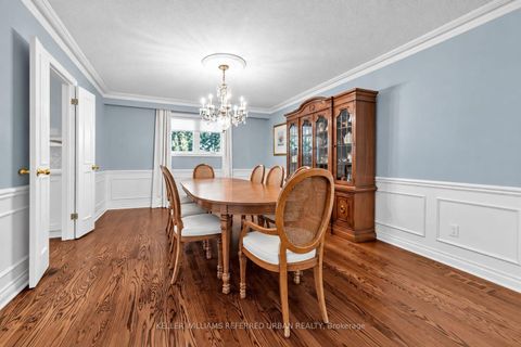 Photo 7 at 124 Abbeywood Trail, Don Mills, Toronto