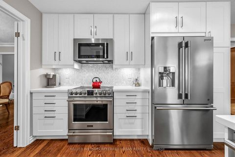 Photo 12 at 124 Abbeywood Trail, Don Mills, Toronto