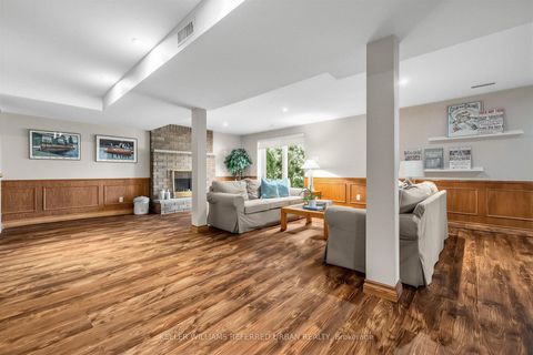 Photo 21 at 124 Abbeywood Trail, Don Mills, Toronto