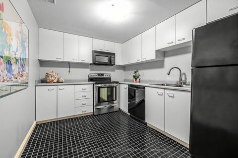 Photo 23 at 124 Abbeywood Trail, Don Mills, Toronto