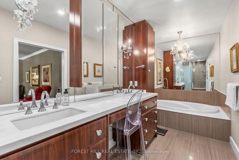 Photo 12 at 4 Abrams Place, Windfields, Toronto
