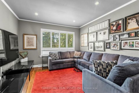 Photo 17 at 4 Abrams Place, Windfields, Toronto