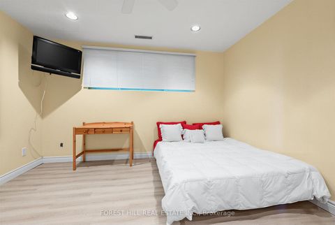 Photo 21 at 4 Abrams Place, Windfields, Toronto