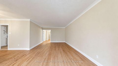 Photo 3 at 35 Florens Avenue, Birchmount, Toronto