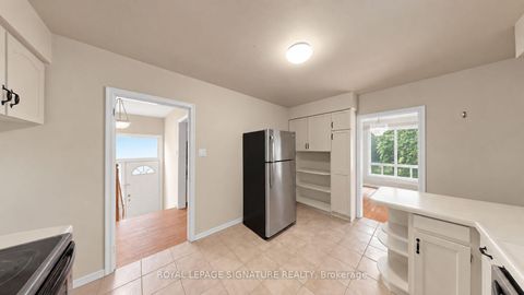 Photo 17 at 35 Florens Avenue, Birchmount, Toronto