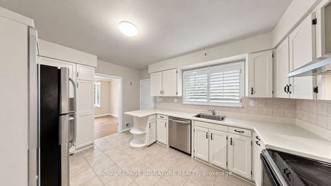 Photo 26 at 35 Florens Avenue, Birchmount, Toronto