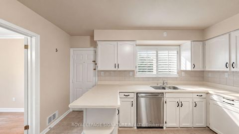 Photo 28 at 35 Florens Avenue, Birchmount, Toronto