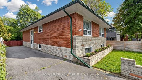 Photo 33 at 35 Florens Avenue, Birchmount, Toronto
