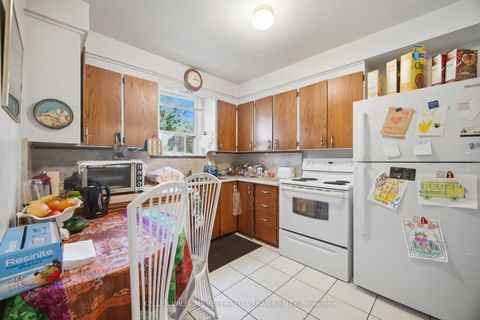 Photo 5 at 14 Verwood Avenue, Clanton Park, Toronto