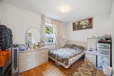 Photo 10 at 14 Verwood Avenue, Clanton Park, Toronto