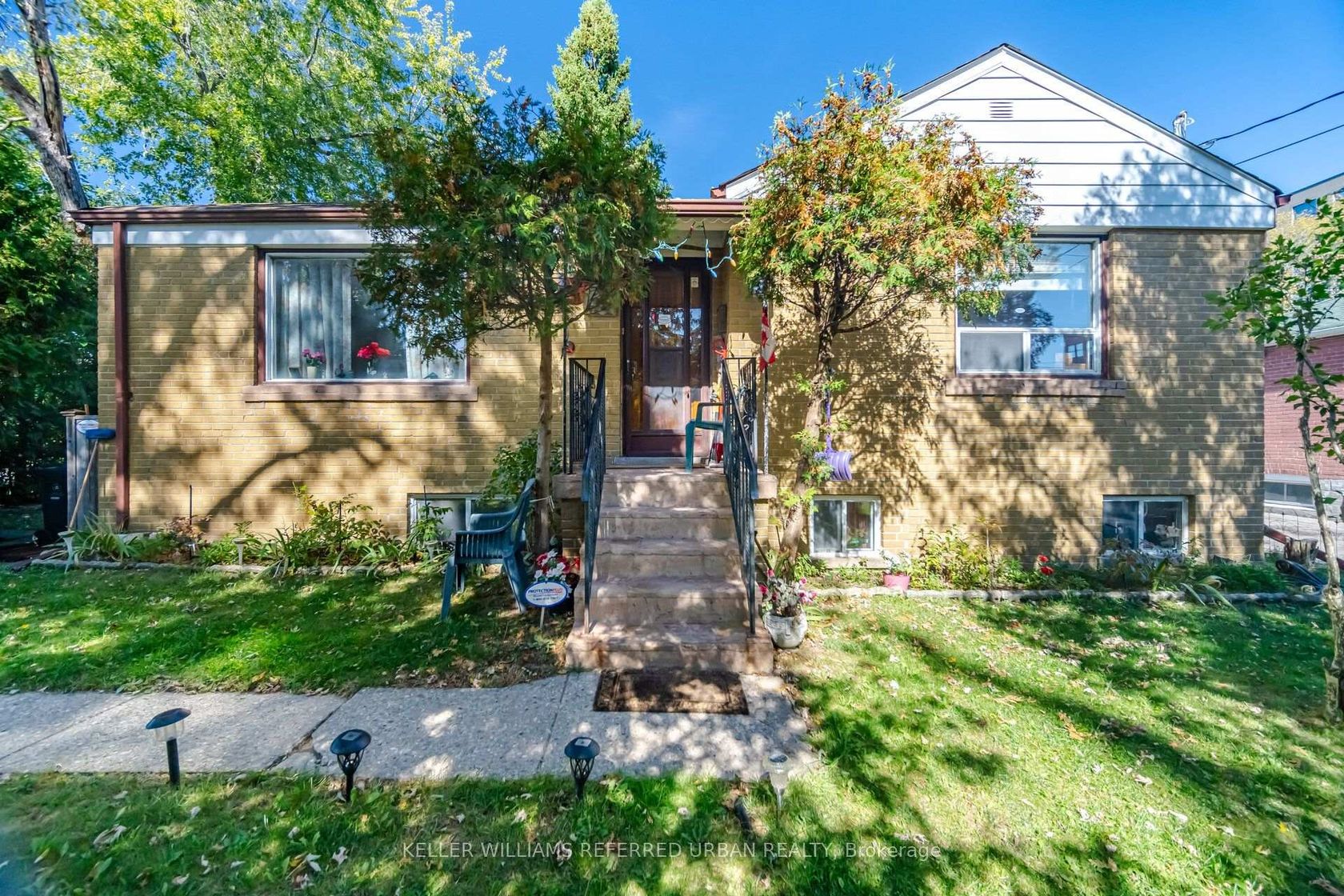 14 Verwood Avenue, Clanton Park, Toronto 
