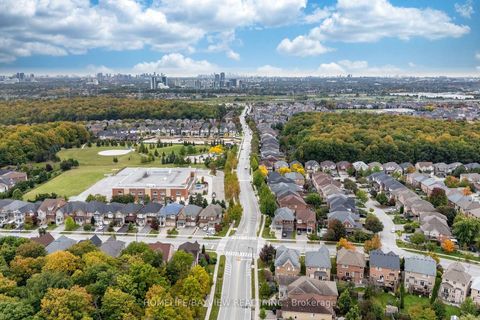 Photo 45 at 8 Matisse Trail, Patterson, Vaughan
