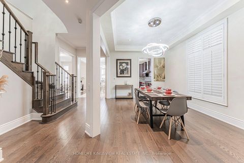 Photo 8 at 61 Ross Vennare Crescent, Kleinburg, Vaughan