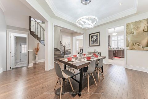 Photo 9 at 61 Ross Vennare Crescent, Kleinburg, Vaughan
