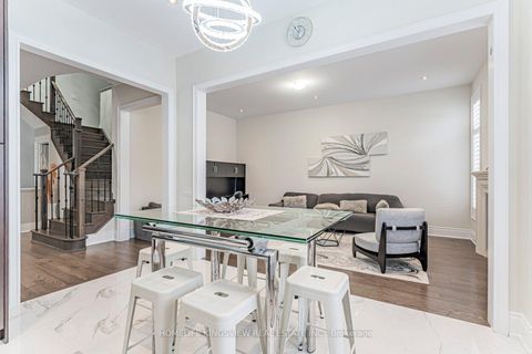 Photo 14 at 61 Ross Vennare Crescent, Kleinburg, Vaughan
