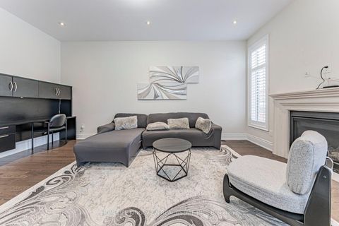 Photo 20 at 61 Ross Vennare Crescent, Kleinburg, Vaughan