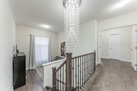 Photo 26 at 61 Ross Vennare Crescent, Kleinburg, Vaughan