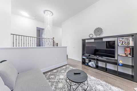 Photo 27 at 61 Ross Vennare Crescent, Kleinburg, Vaughan