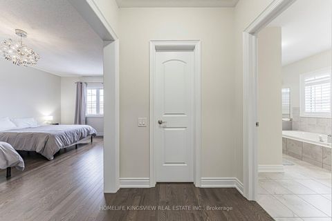 Photo 28 at 61 Ross Vennare Crescent, Kleinburg, Vaughan