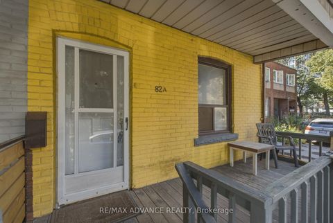 Photo 3 at 82A Augusta Avenue, Chinatown, Toronto