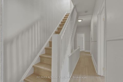 Photo 19 at 82A Augusta Avenue, Chinatown, Toronto