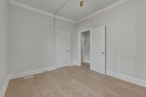 Photo 23 at 82A Augusta Avenue, Chinatown, Toronto