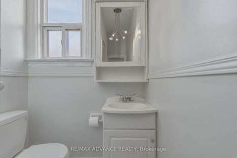 Photo 27 at 82A Augusta Avenue, Chinatown, Toronto